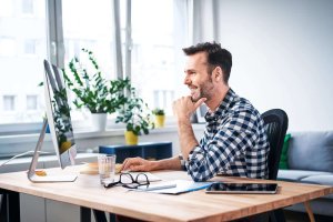 One employee two working environments. How do I manage the risk?