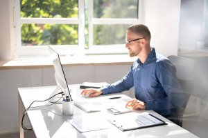 The Ultimate Guide to Ergonomic Workstation Assessments for Offices